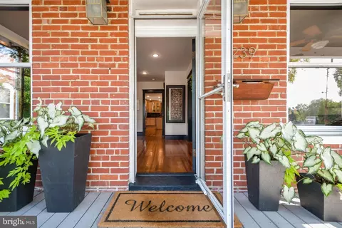 239 Washington St, Frederick, MD 21701 photo 6