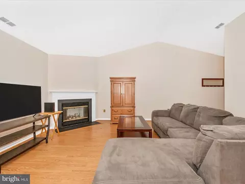 2129 Wainwright Ct #2B, Frederick, MD 21702 photo 9
