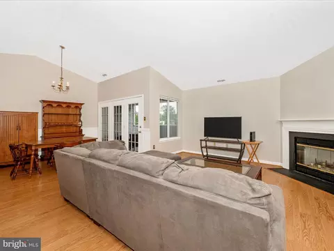 2129 Wainwright Ct #2B, Frederick, MD 21702 photo 5