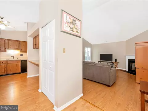 2129 Wainwright Ct #2B, Frederick, MD 21702 photo 4