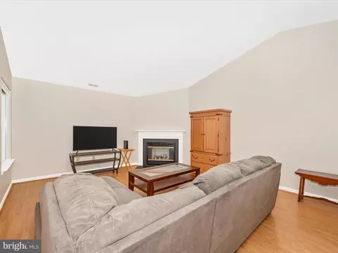 2129 Wainwright Ct #2B, Frederick, MD 21702 photo 7