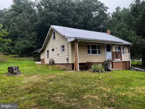 12132 Loy Wolfe Rd, Myersville, MD 21773