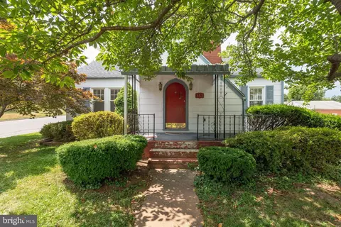 111 Locust St, Frederick, MD 21703