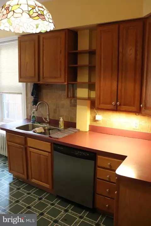 104 E 4th St, Frederick, MD 21701 photo 4