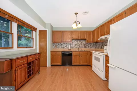 1606 Andover Ln, Frederick, MD 21702 photo 10