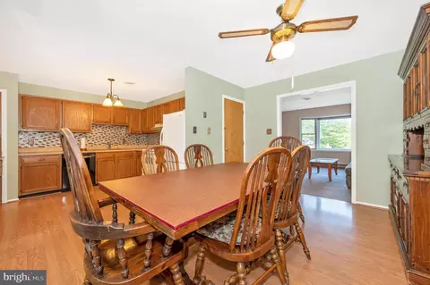 1606 Andover Ln, Frederick, MD 21702 photo 9