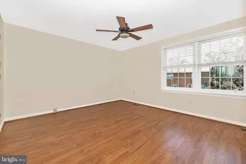 8007 Cattail Ct, Frederick, MD 21701 photo 9