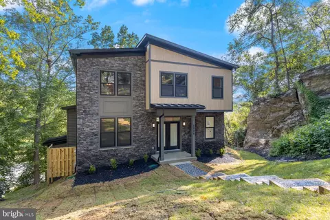 6806 Rockcrest Ct, New Market, MD 21774