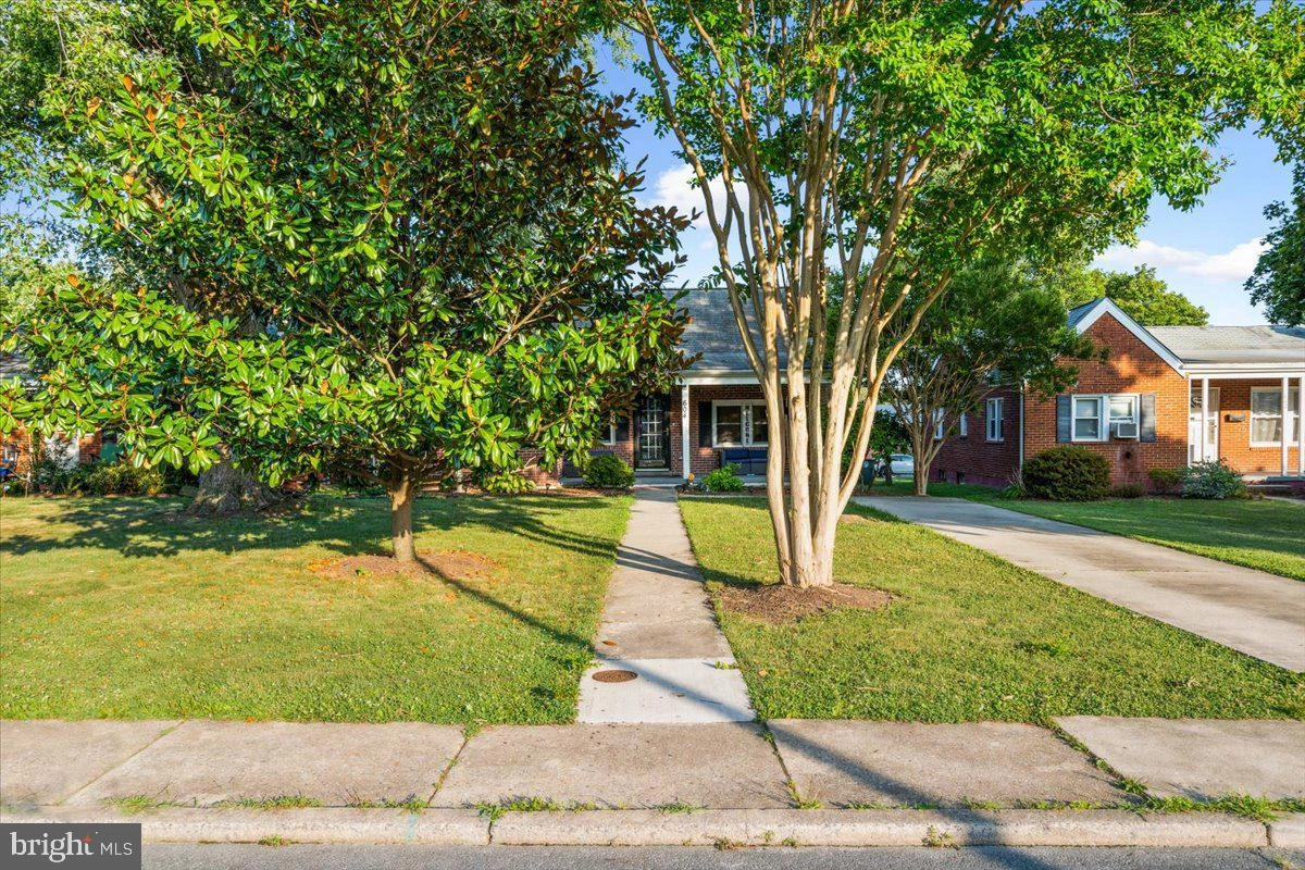 604 Lee Pl, Frederick, MD 21702 photo 2