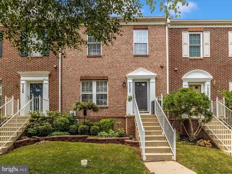 1731 Derrs Sq W, Frederick, MD 21701