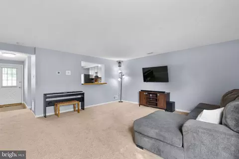 508 Riggs Ct, Frederick, MD 21703 photo 8