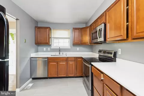 29 S Pendleton Ct, Frederick, MD 21701 photo 7