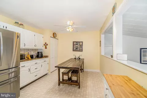 8639 Chestnut Grove Rd, Frederick, MD 21701 photo 7