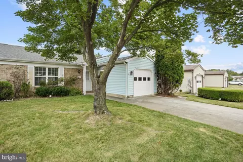 5643 Crabapple Dr, Frederick, MD 21703 photo 3