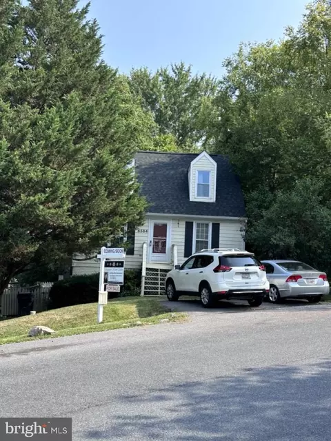 6584 E Lakeridge Rd, New Market, MD 21774