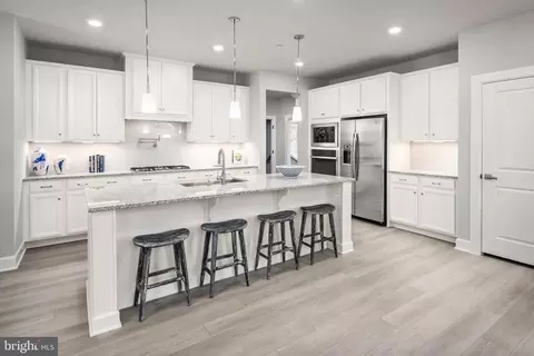 2818 Camomile E, Frederick, MD 21704 photo 3