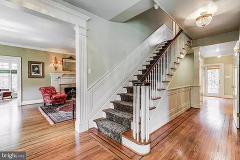 327 Lindbergh Ave, Frederick, MD 21701 photo 4