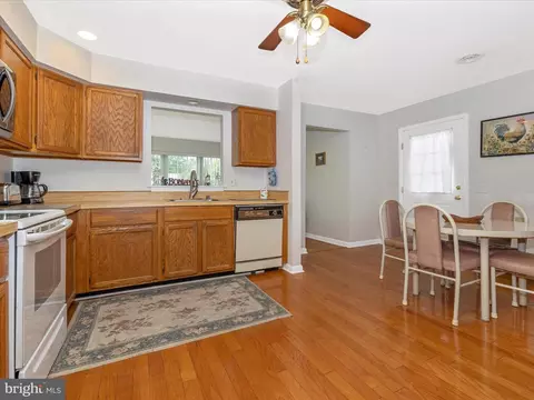 5726 Box Elder Ct, Frederick, MD 21703 photo 17