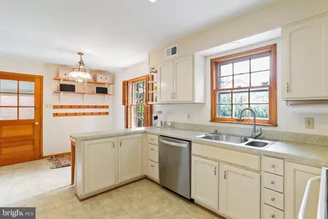 706 Northside Dr, Frederick, MD 21701 photo 16