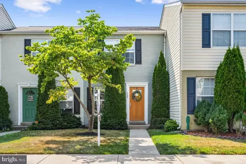 507 Lancaster Pl #507, Frederick, MD 21703