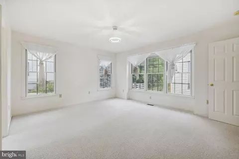 1025 Lindfield Dr, Frederick, MD 21702 photo 13