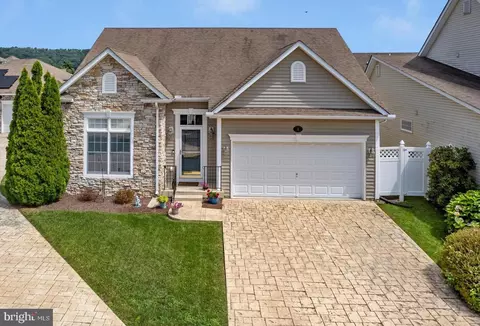 3 Sara Ln, Middletown, MD 21769
