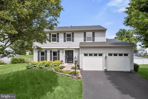 4821 Champlaine Dr, Jefferson, MD 21755