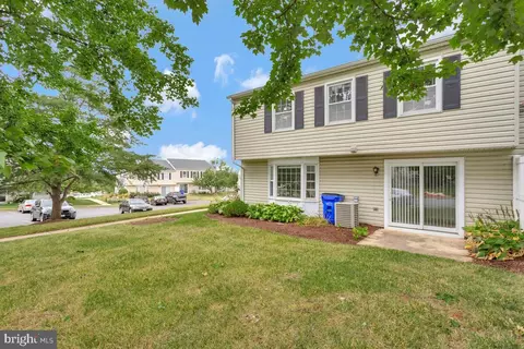 1244 Danielle Dr #1244A, Frederick, MD 21703 photo 2
