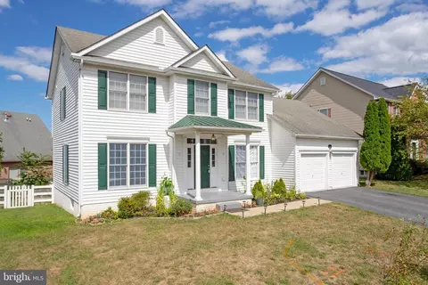 1016 Bexhill Dr, Frederick, MD 21702 photo 2
