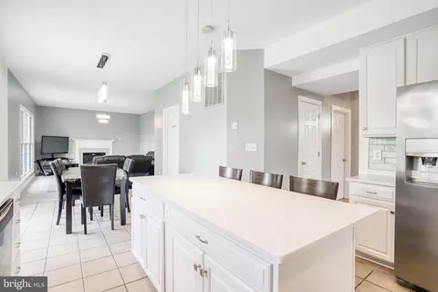 1016 Bexhill Dr, Frederick, MD 21702 photo 13
