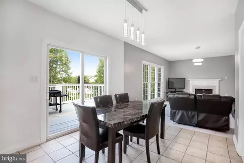 1016 Bexhill Dr, Frederick, MD 21702 photo 18
