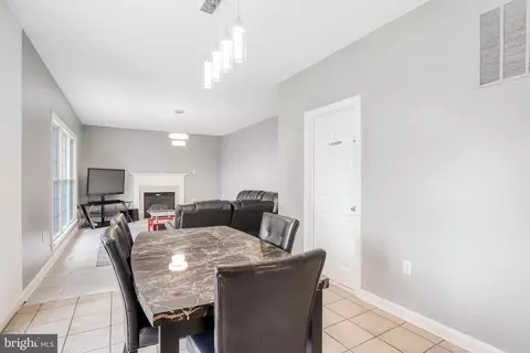1016 Bexhill Dr, Frederick, MD 21702 photo 17