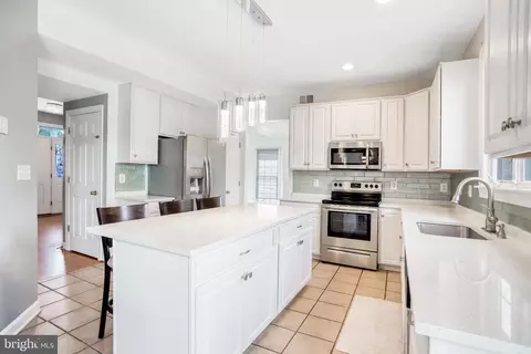 1016 Bexhill Dr, Frederick, MD 21702 photo 12