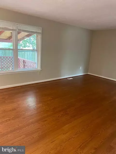2182 Westmarch Ct, Frederick, MD 21702 photo 9