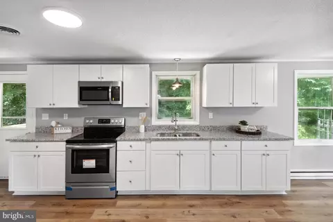 13903 Wolfsville Rd, Smithsburg, MD 21783