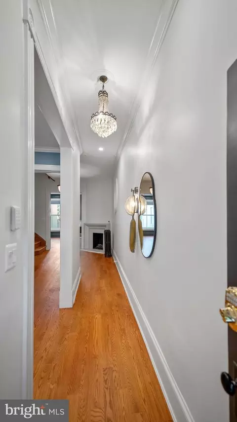 114 E Church St, Frederick, MD 21701 photo 4