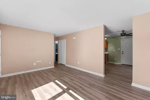 215 Bishops Glen Dr, Frederick, MD 21702 photo 4
