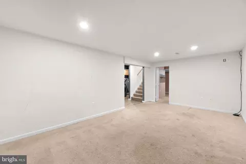 215 Bishops Glen Dr, Frederick, MD 21702 photo 27