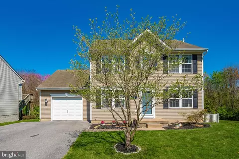 447 Delaware Rd, Frederick, MD 21701