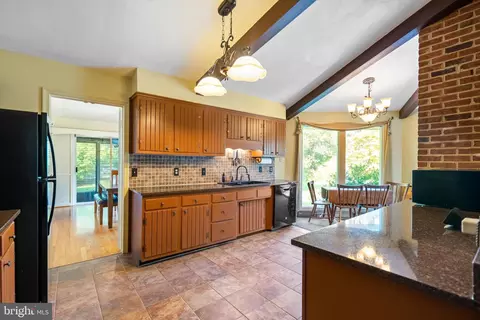 7311 Brookside Dr, Frederick, MD 21702 photo 10