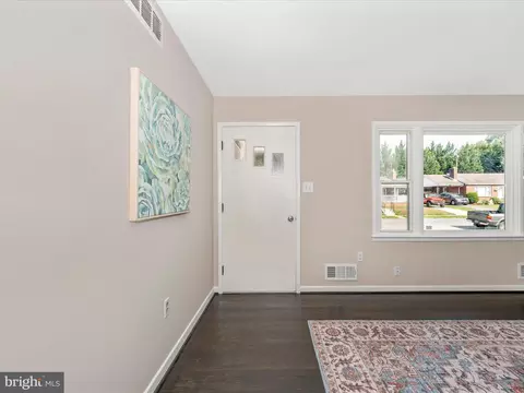 929 Cherokee Trl, Frederick, MD 21701 photo 3