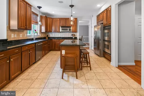 9115 Charterhouse Rd, Frederick, MD 21704 photo 5