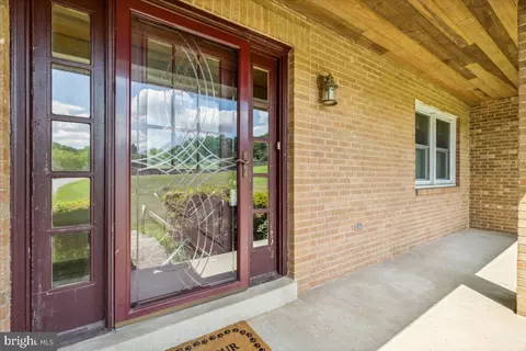 6198 Viewsite Ct, Frederick, MD 21701 photo 2