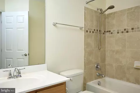 2070 Spring Run Cir, Frederick, MD 21702 photo 15