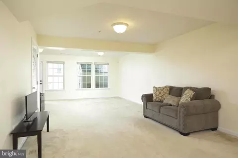 2070 Spring Run Cir, Frederick, MD 21702 photo 16