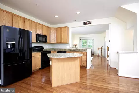 2070 Spring Run Cir, Frederick, MD 21702 photo 8