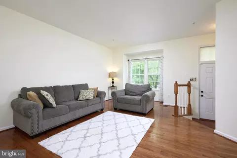 2070 Spring Run Cir, Frederick, MD 21702 photo 3