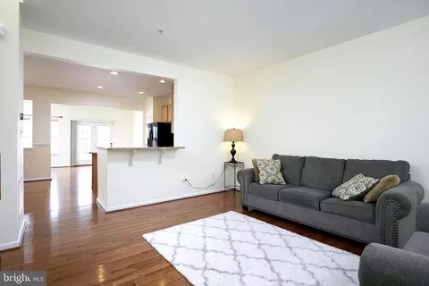 2070 Spring Run Cir, Frederick, MD 21702 photo 5