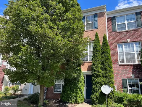 2504 Emerson Dr, Frederick, MD 21702