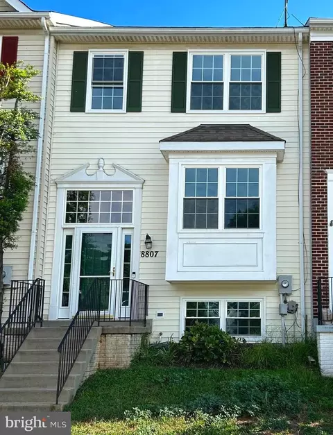 8807 Briarcliff Ln, Frederick, MD 21701